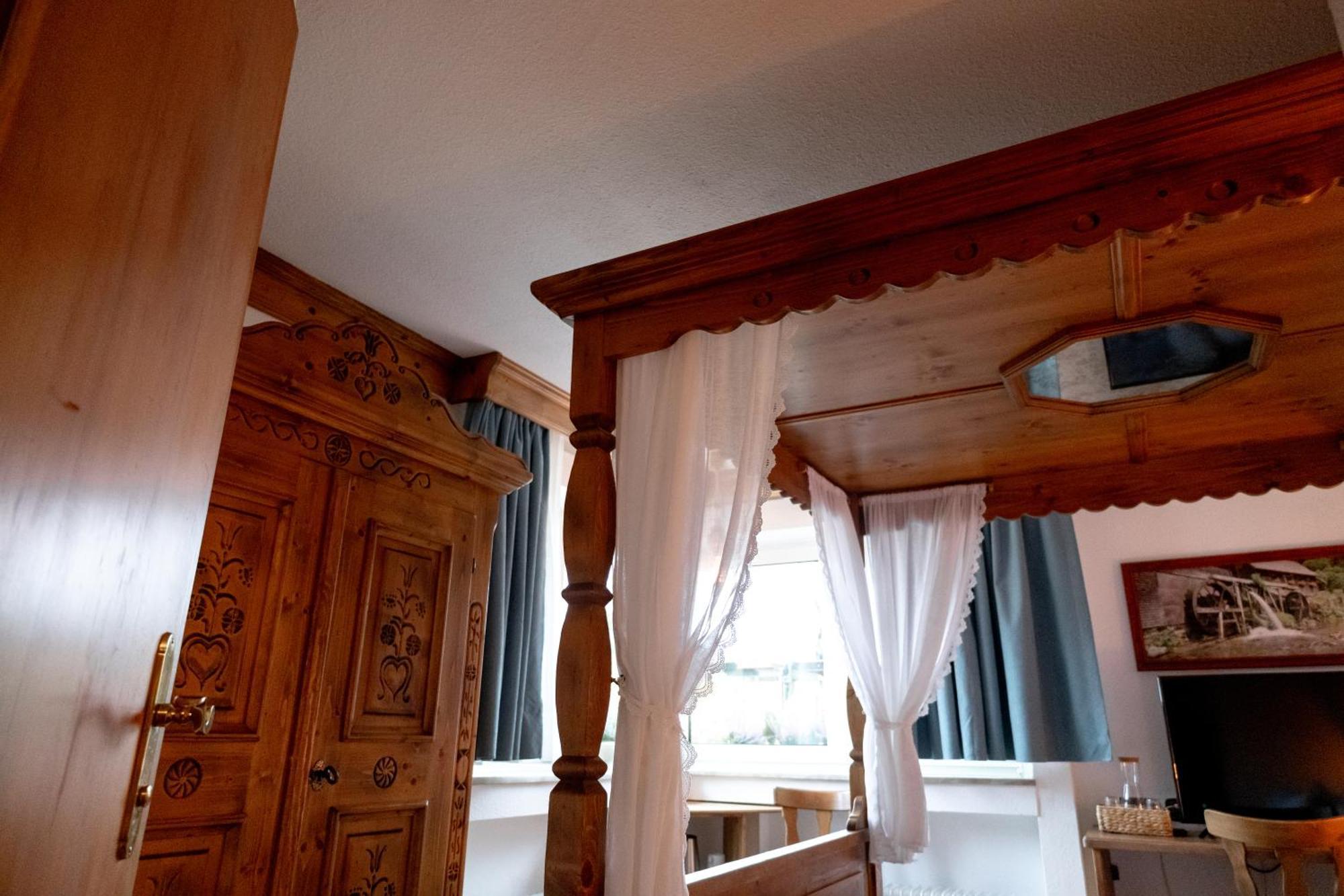 Hotel Zum See, Titisee Εξωτερικό φωτογραφία