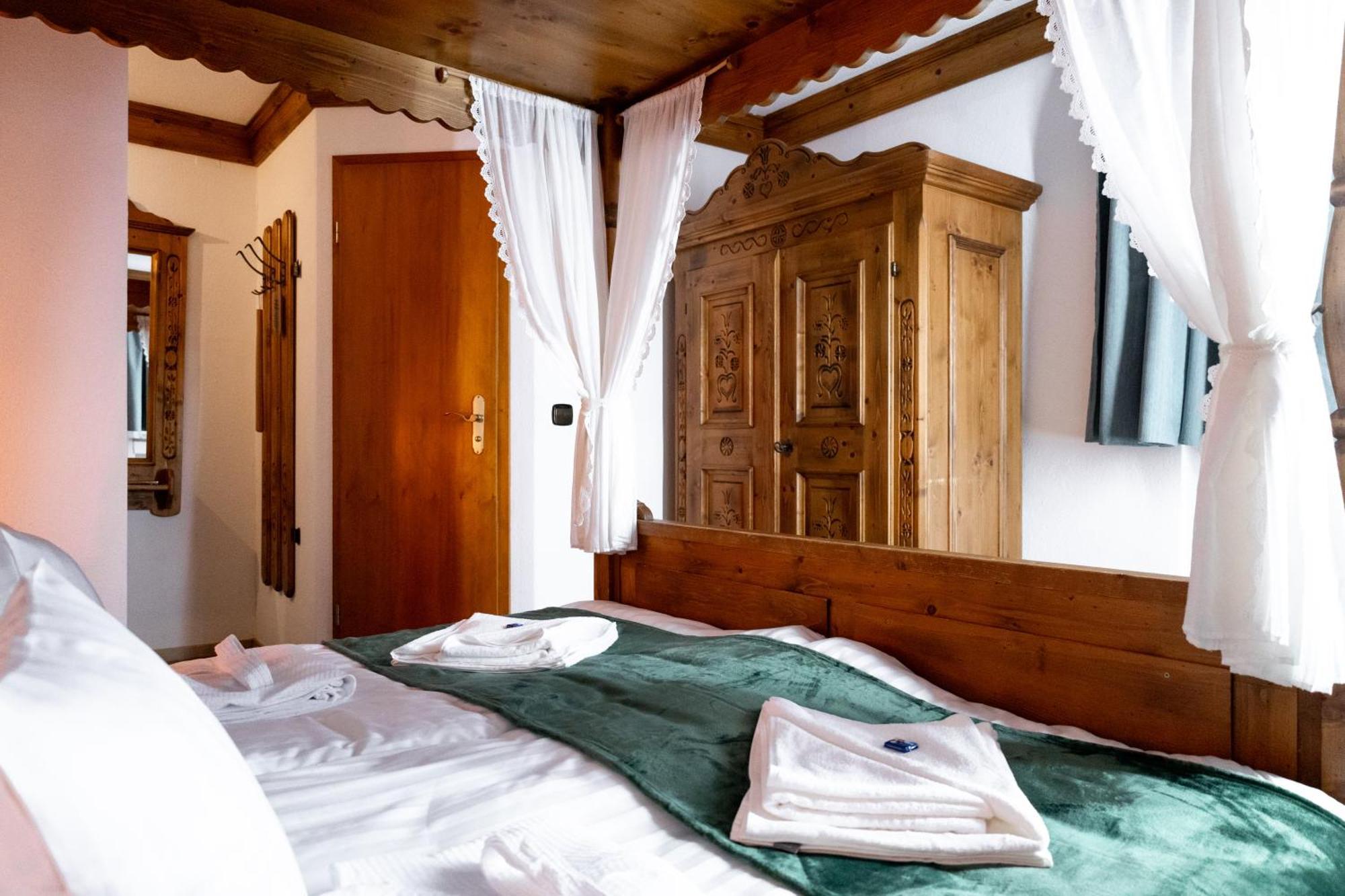 Hotel Zum See, Titisee Εξωτερικό φωτογραφία