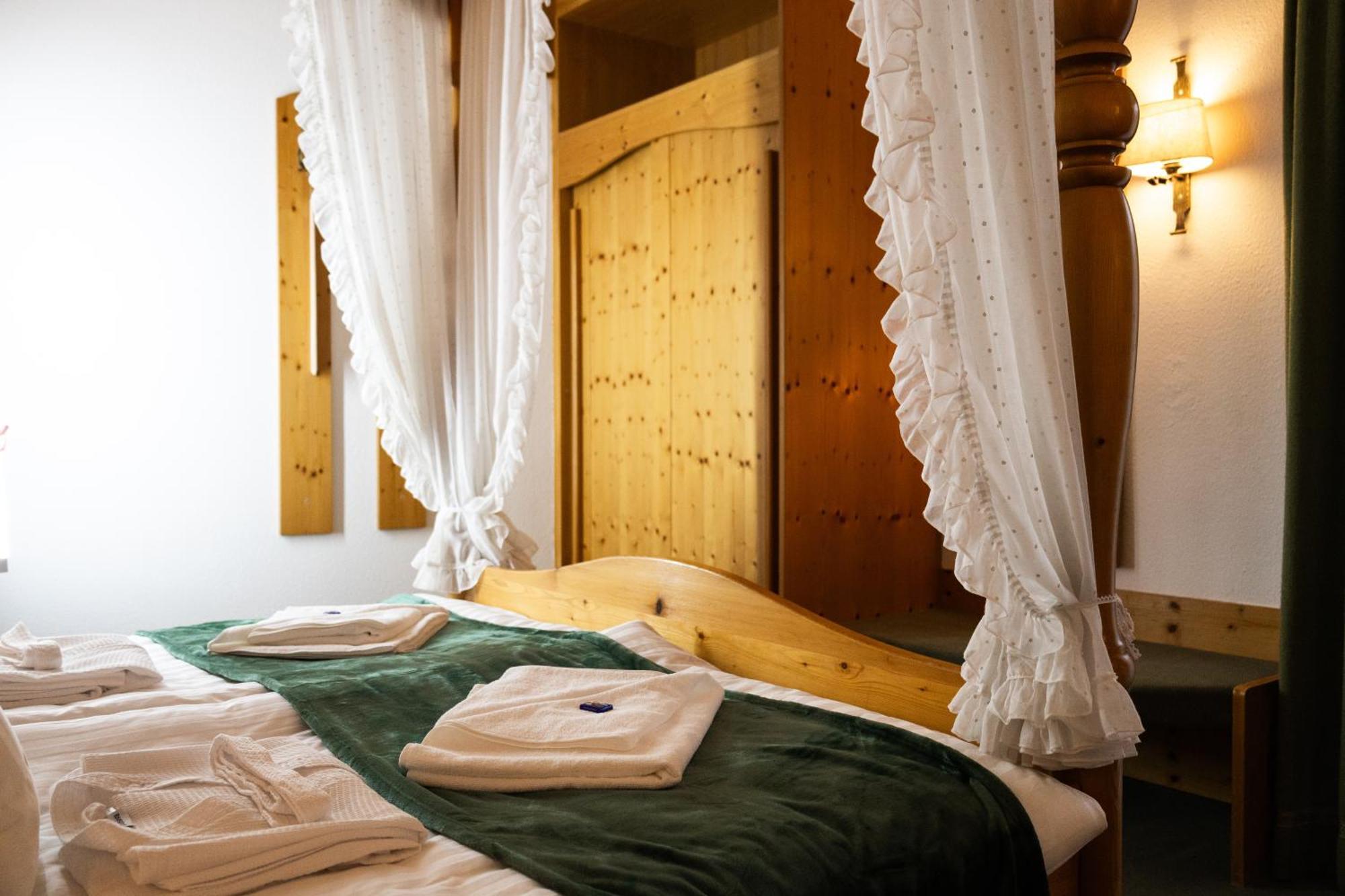 Hotel Zum See, Titisee Εξωτερικό φωτογραφία