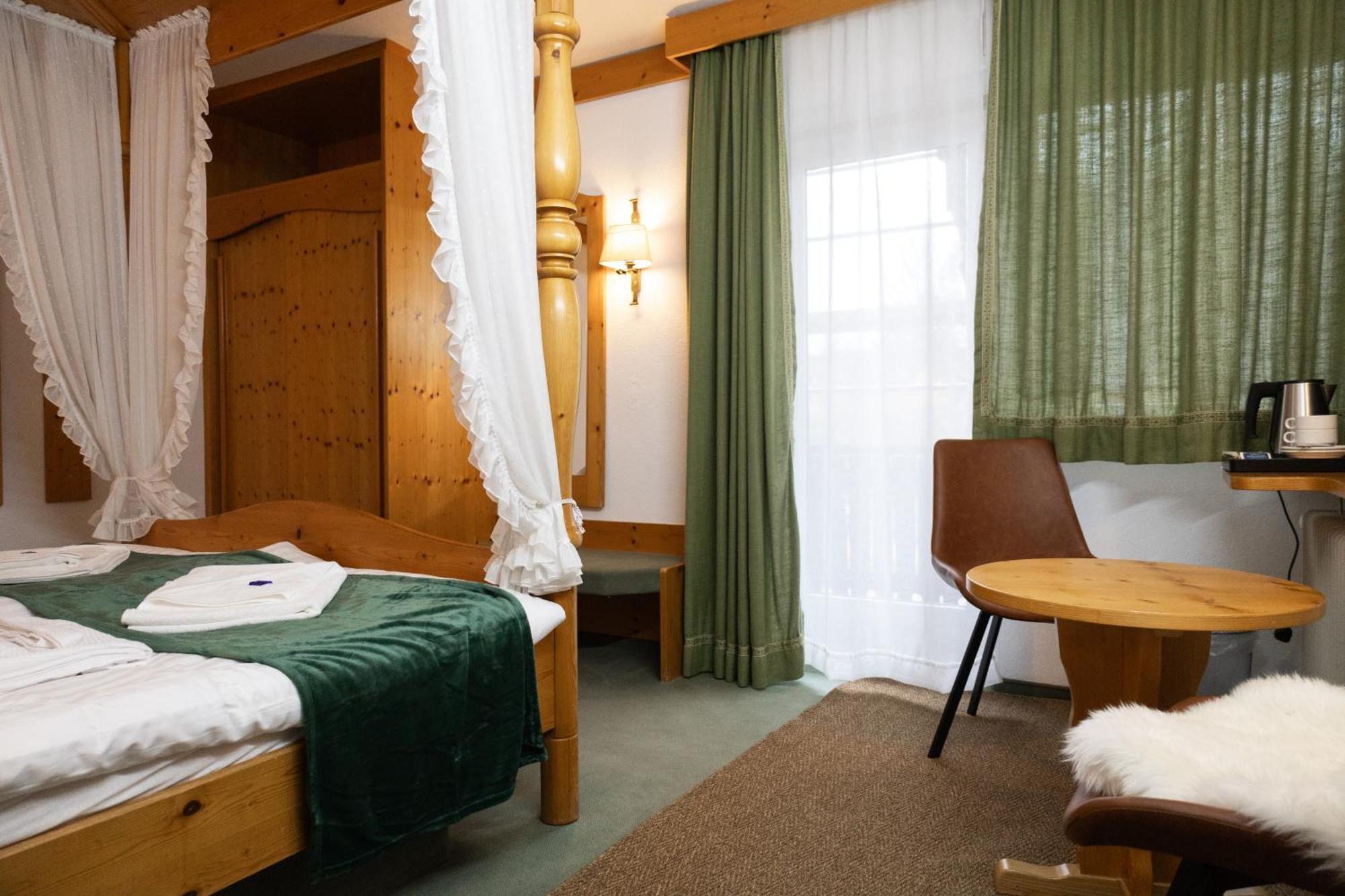 Hotel Zum See, Titisee Εξωτερικό φωτογραφία